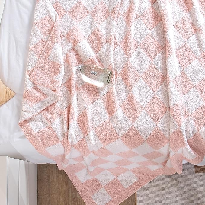 Pink & White Checkered Coral Fleece Blanket 50"x60" – Soft Cozy Throw for Couch, Bed & Travel